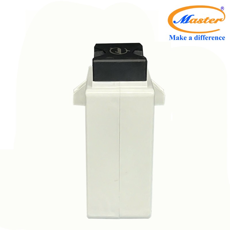 Biến Dòng Đo Lường Hộp Nhựa MBH-40 630/5A Master